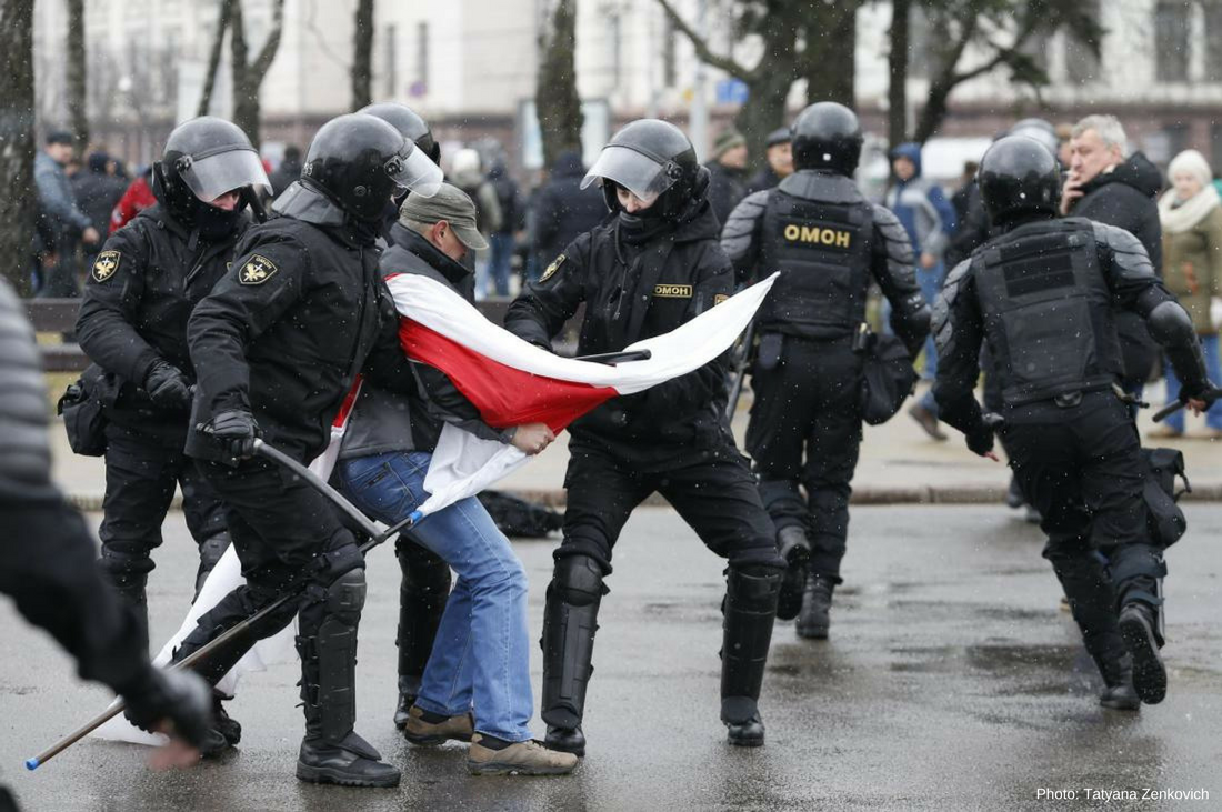 Запад усиливает критику Беларуси в области прав человека, свободы слова и политических свобод