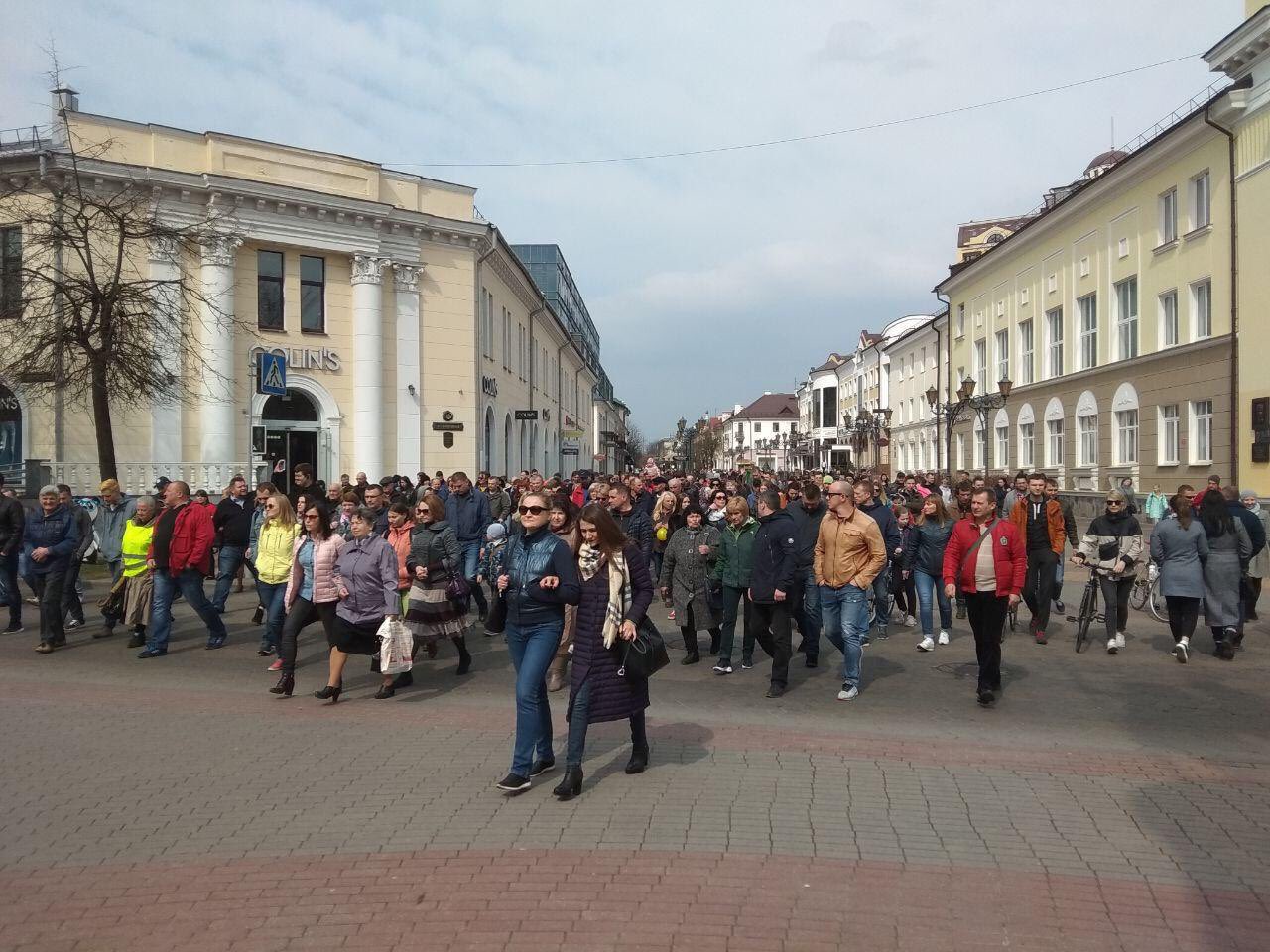 The democratic community is outraged by the blasphemy in Kurapaty; protest actions were held in Minsk and Brest on the weekend