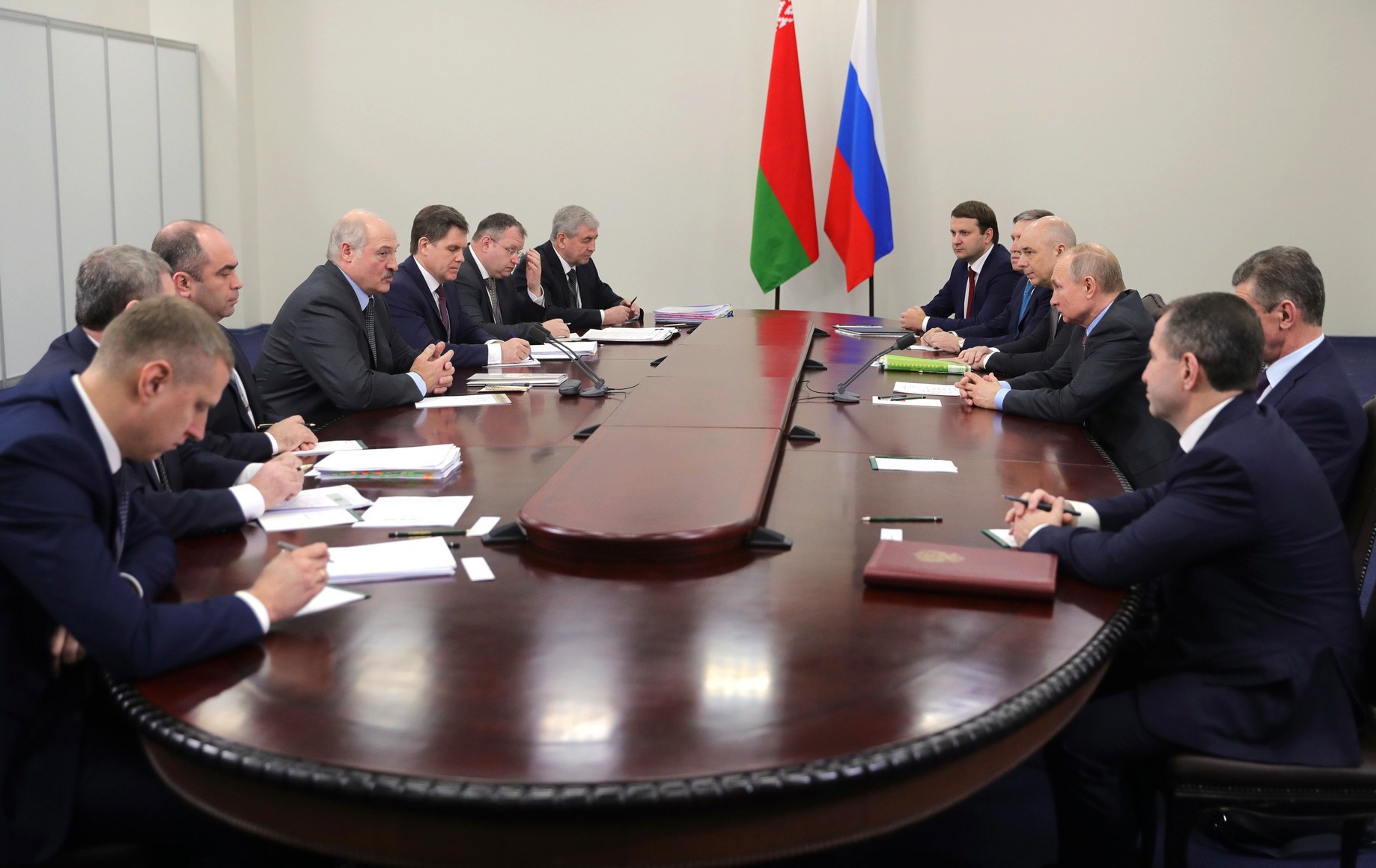 Belarus-Russia: a major integration is replaced with several small ones; the terms of oil and gas supplies yet have not been agreed