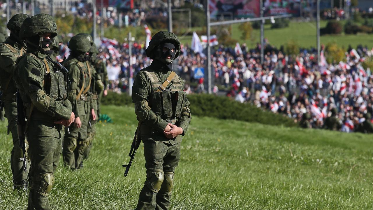 Минск пытается вернуться к торговле безопасностью